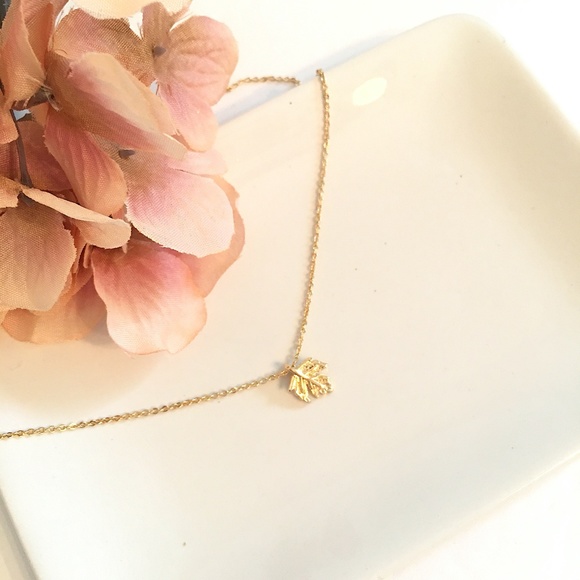 925 Maple Leaf Necklace - Picture 9 of 14